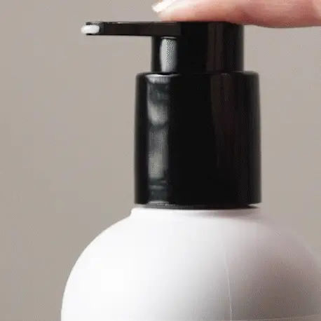 Mini Styling Cream Travel Size - Image 4